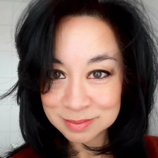 Maureen  Tan