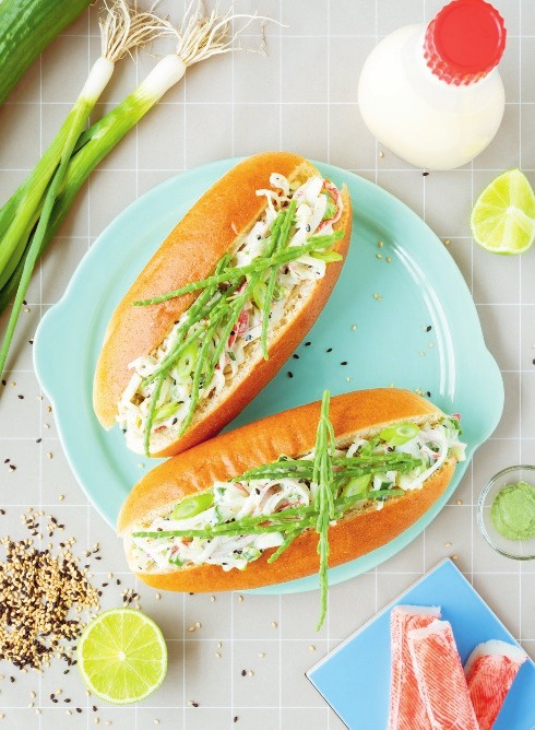 Broodje surimi-krabsalade