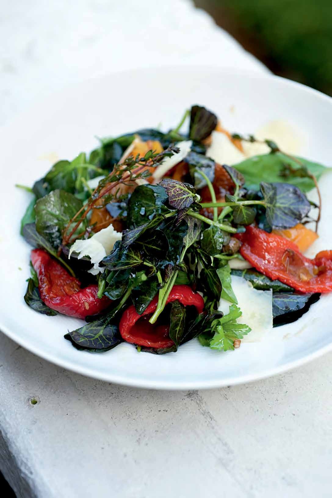 Gemarineerde paprikasalade met pecorino