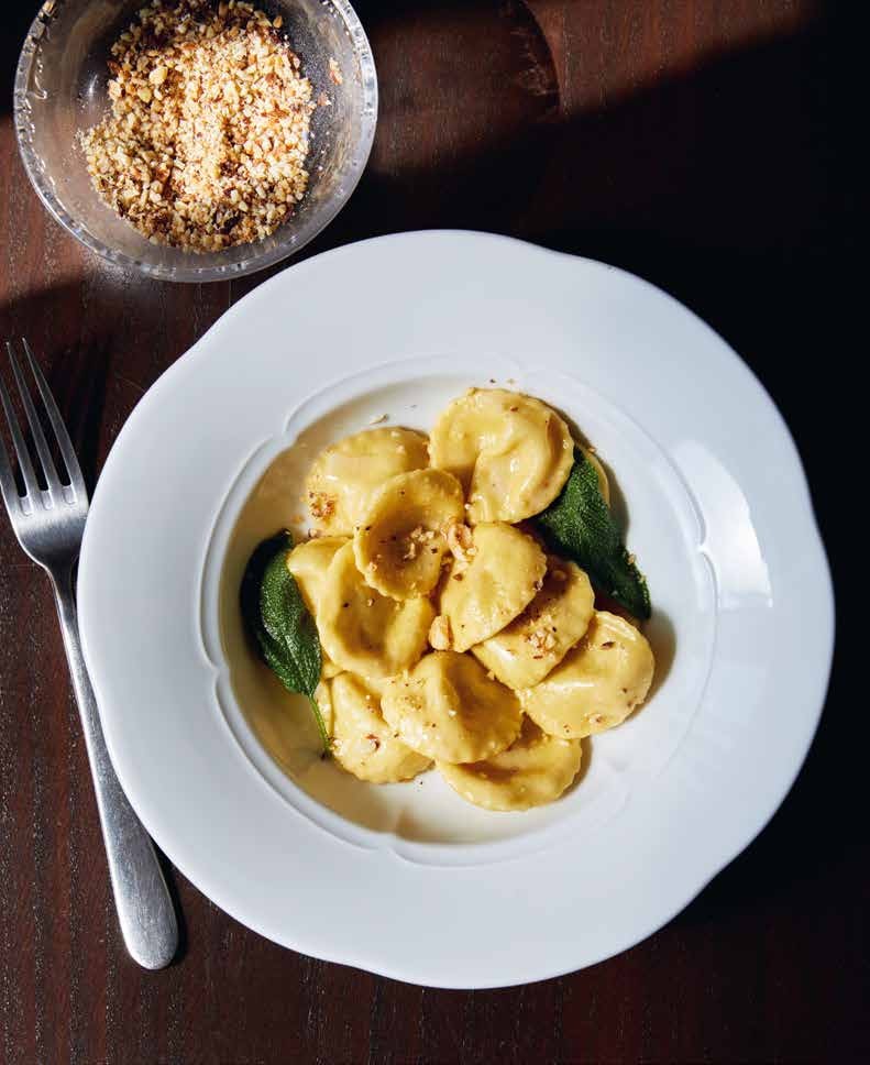 Ravioli met twee kazen en hazelnoten
